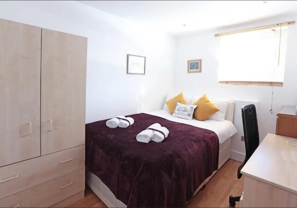 Lovely Private Bedrooms In Euston, Central Лондон Екстериор снимка