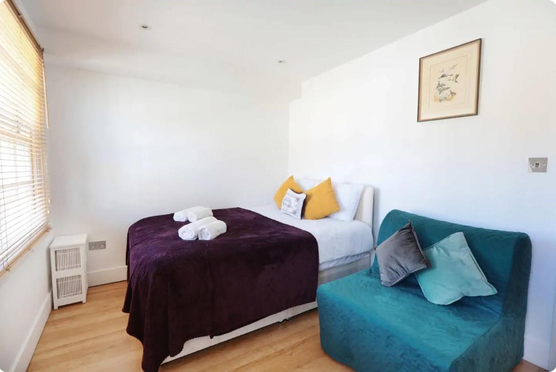 Lovely Private Bedrooms In Euston, Central Лондон Екстериор снимка