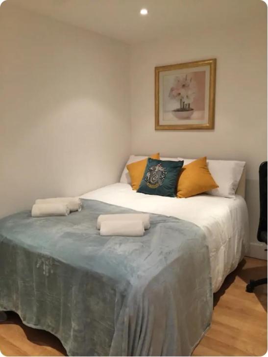 Lovely Private Bedrooms In Euston, Central Лондон Екстериор снимка